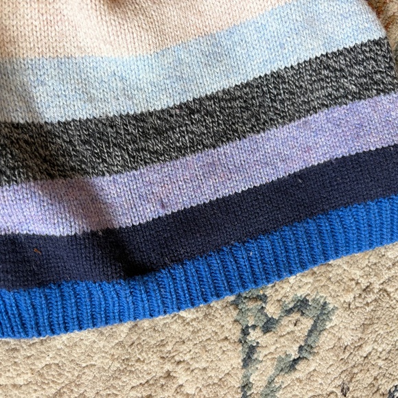 GAP Merino Wool Blend Striped Scarf – Soft, Colorful, Cozy — flaw - Picture 4 of 7